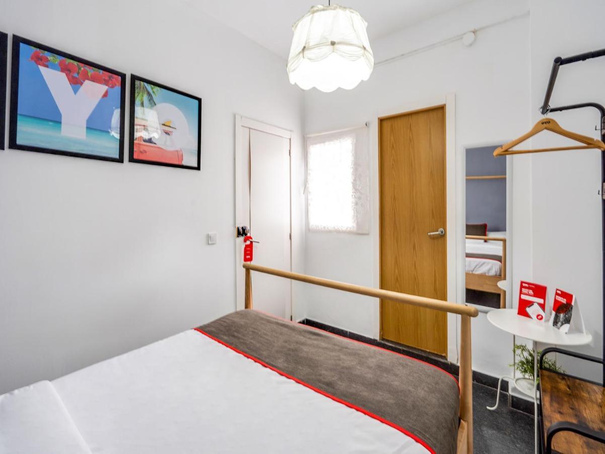 Oyo Ruzafa Guesthouse Valencia Luaran gambar