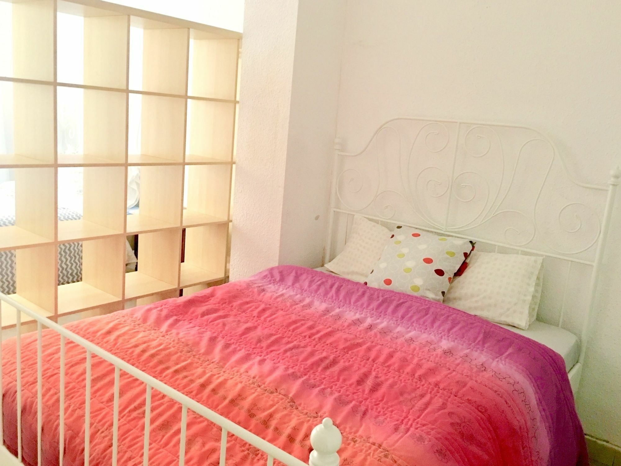 Oyo Ruzafa Guesthouse Valencia Luaran gambar