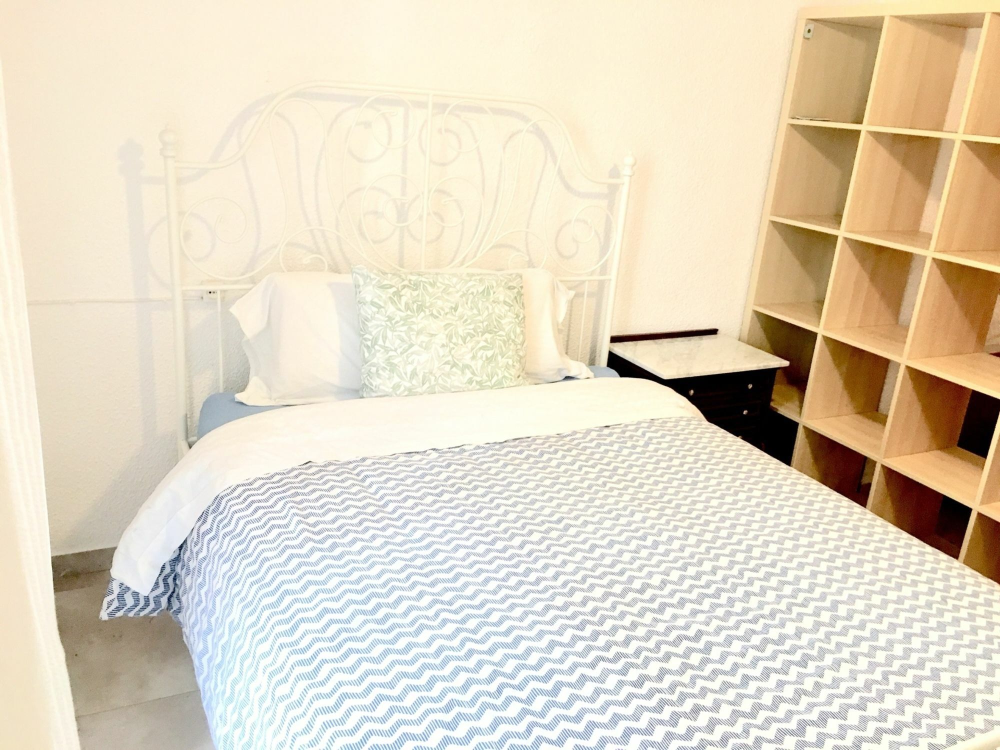 Oyo Ruzafa Guesthouse Valencia Luaran gambar