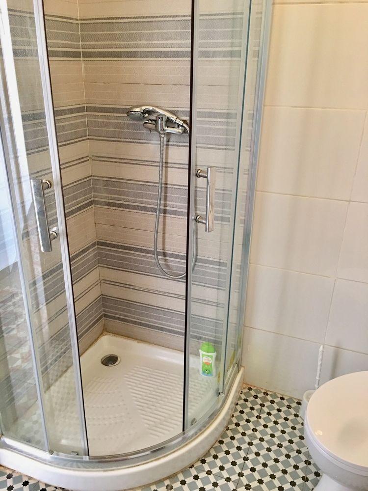 Oyo Ruzafa Guesthouse Valencia Luaran gambar